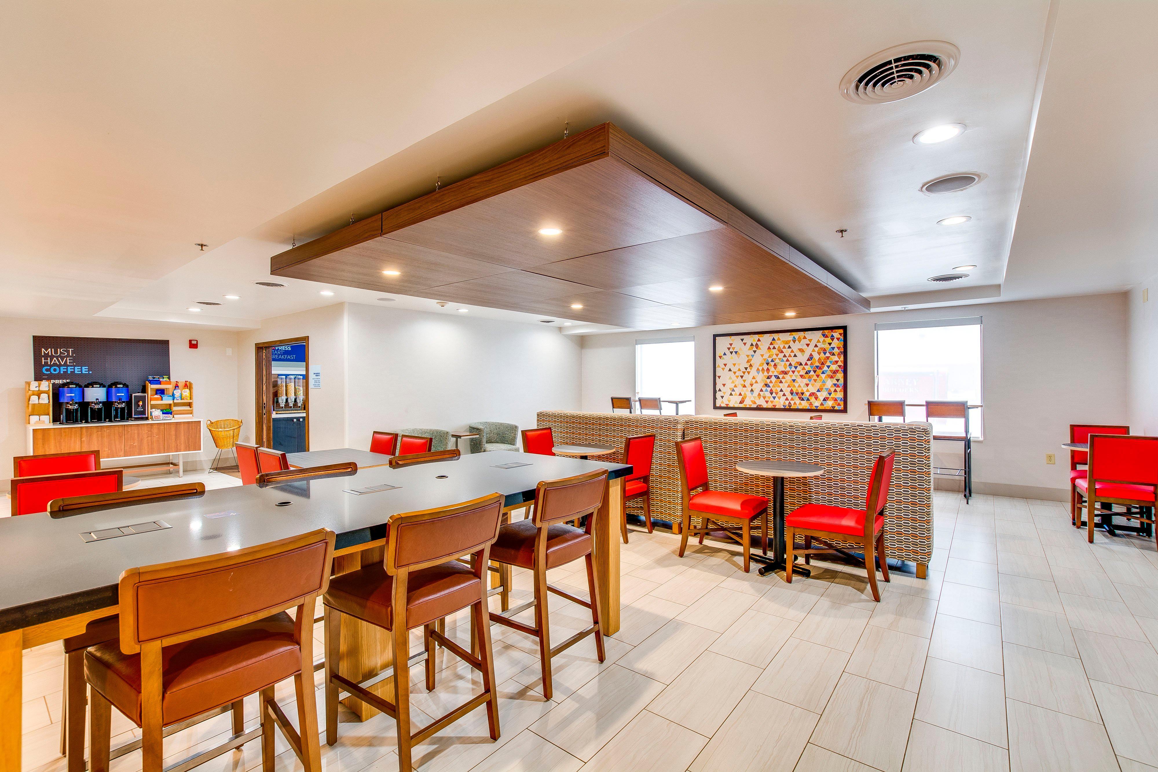 Holiday Inn Express Vincennes Eksteriør billede